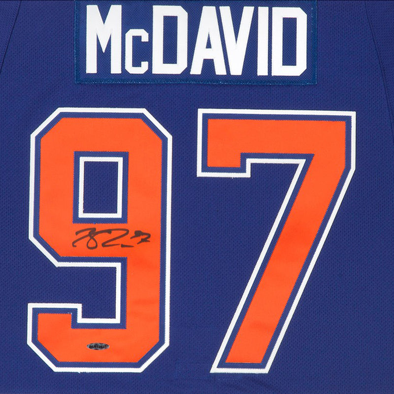 Connor McDavid Edmonton Oilers Autographed Blue Reebok Jersey with Captains  Patch - Upper Deck